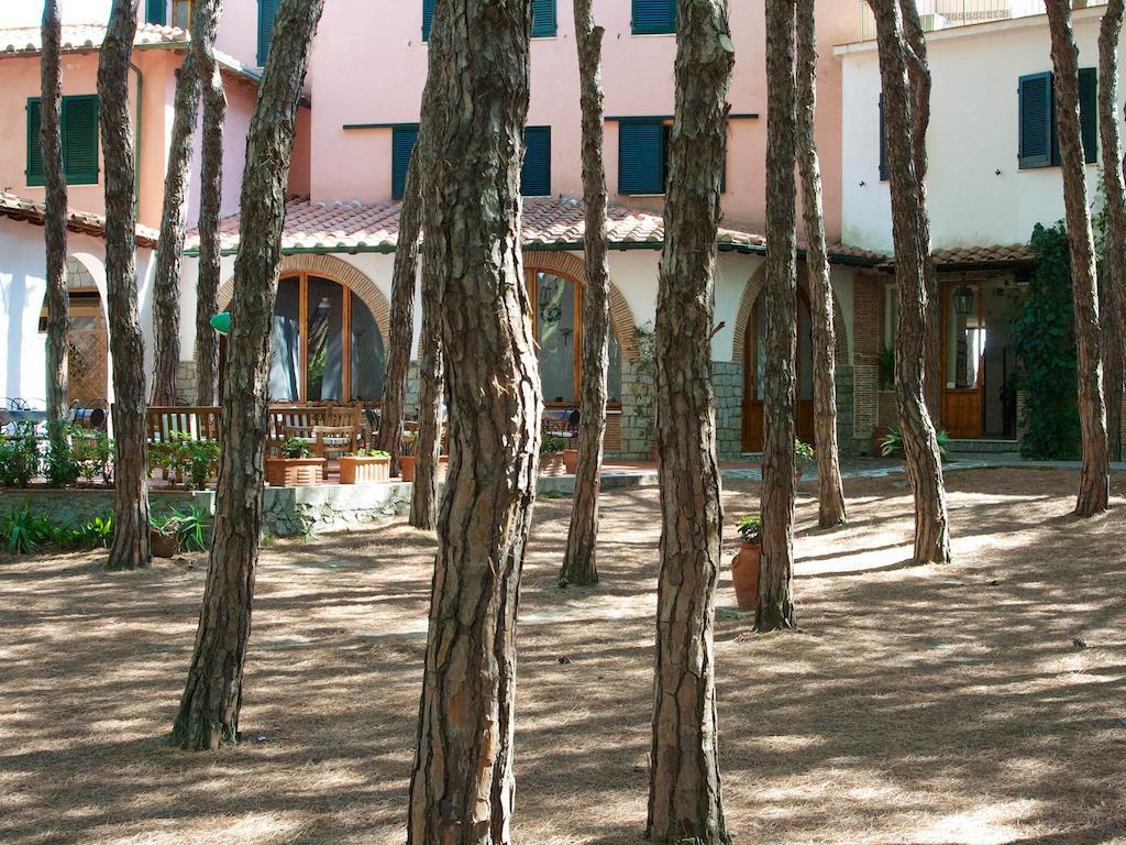 Hotel Villa Nettuno Marina di Campo Exterior photo